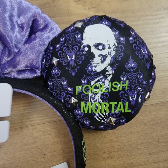 Disney Haunted Mansion Mickey Ears Headband Madame Leota Foolish - Picture 9 of 9